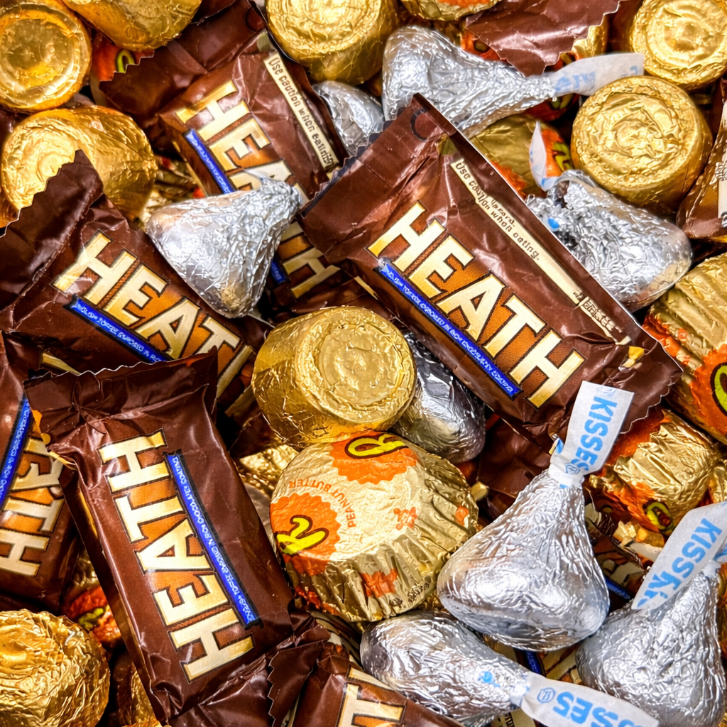 Hershey's Miniatures Chocolate – Kisses, Reese's, Heath & Rolo – Bulk Value Bag